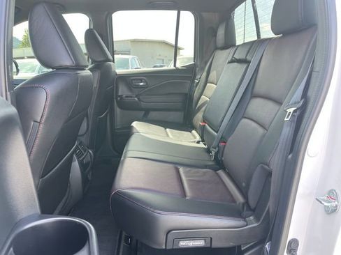 Used 2023 Honda Ridgeline Black Edition image 18