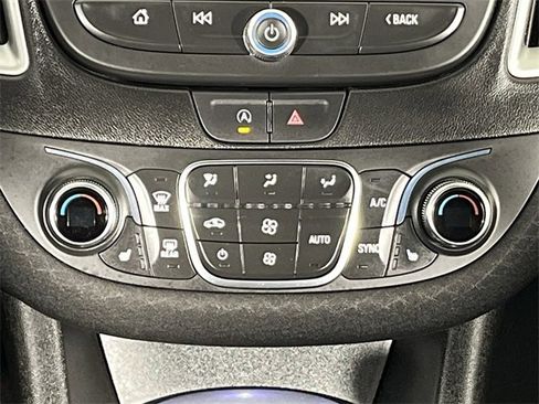 Used 2024 Chevrolet Malibu LT image 18