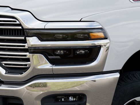 New 2026 RAM 3500 Laramie AWD/4WD image 9