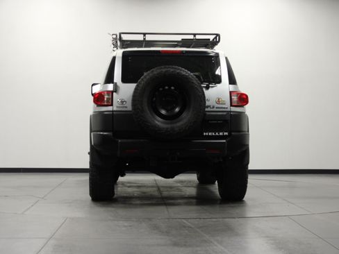 Used 2007 Toyota FJ Cruiser 4WD image 5