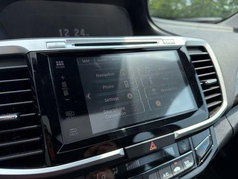 Used 2016 Honda Accord EX-L image 32