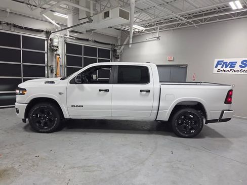 New 2026 RAM 1500 Big Horn AWD/4WD image 4