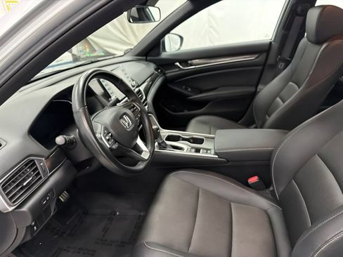 Used 2022 Honda Accord Sport image 14