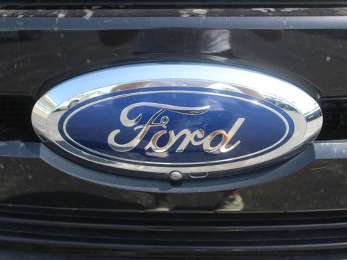 Used 2019 Ford F250 XLT AWD/4WD image 9
