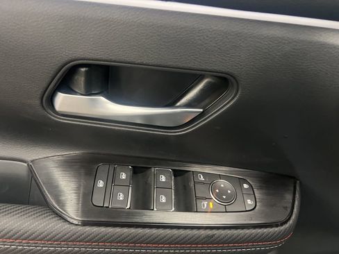 New 2026 Nissan Kicks SR w/ SR Premium Package AWD/4WD image 25