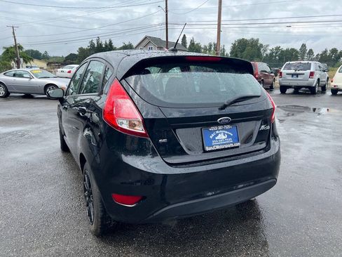 Used 2014 Ford Fiesta SE FWD image 19