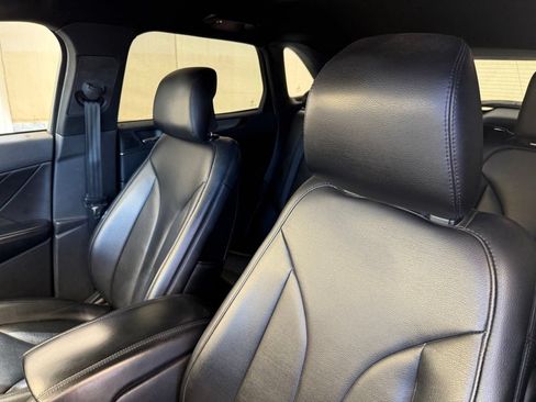 Used 2017 Lincoln MKC Premiere FWD image 15