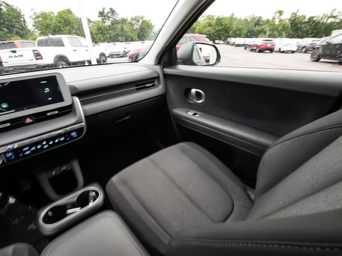 Used 2024 Hyundai Ioniq 5 SEL AWD/4WD image 53