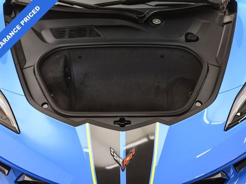 Used 2023 Chevrolet Corvette Stingray w/ Z51 Performance Package image 27