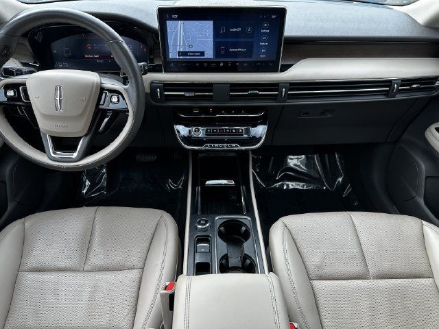 Certified 2023 Lincoln Corsair Reserve w/ Equipment Group 201A AWD/4WD image 15