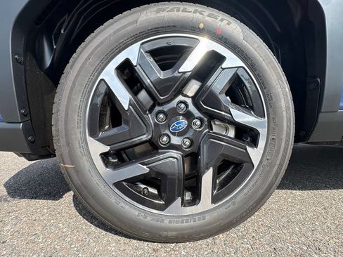 New 2026 Subaru Forester Touring AWD/4WD image 10