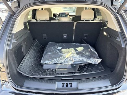 New 2026 Lincoln Corsair Reserve image 12