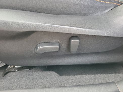 Used 2019 Subaru Crosstrek 2.0i Limited w/ Popular Package #4 image 23