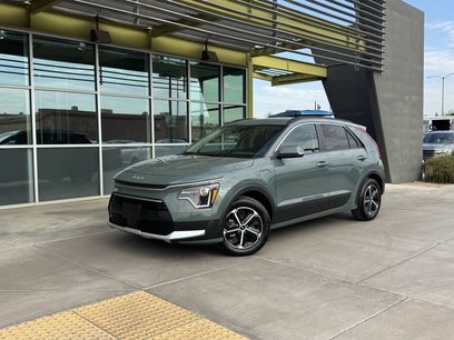 Used 2024 Kia Niro EX