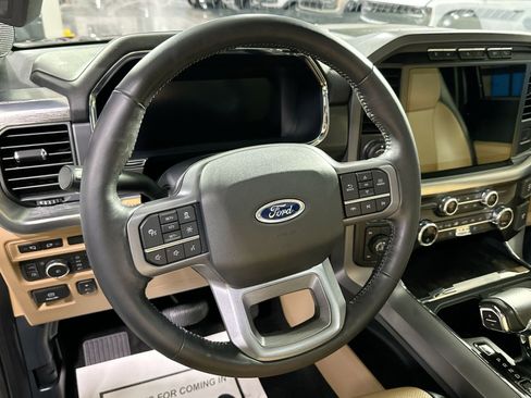 Used 2021 Ford F150 Lariat w/ Max Trailer Tow Package image 18