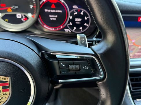 Used 2021 Porsche Panamera 4 AWD/4WD image 31