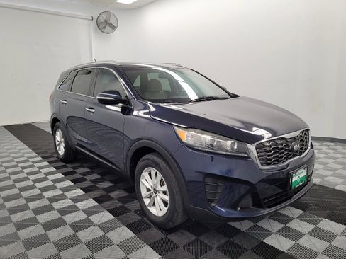 Used 2020 Kia Sorento LX w/ LX I4 Convenience Package FWD image 13