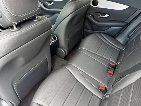 Used 2022 Mercedes-Benz GLC 300 w/ Premium Package Lite image 11