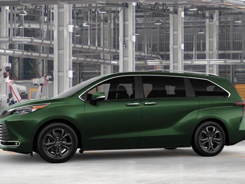 New 2026 Toyota Sienna Platinum AWD/4WD image 5