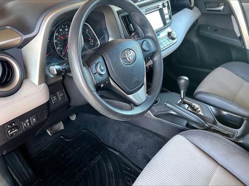 Used 2015 Toyota RAV4 XLE AWD/4WD image 14