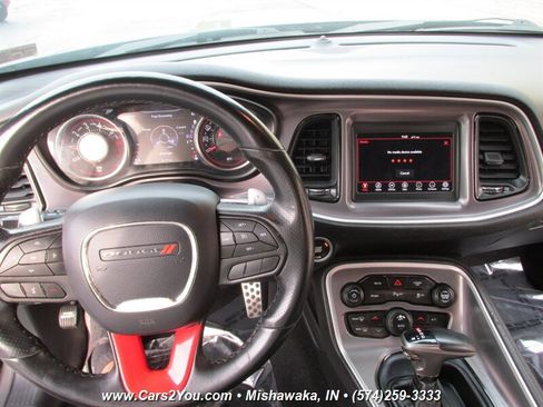 Used 2020 Dodge Challenger R/T image 21