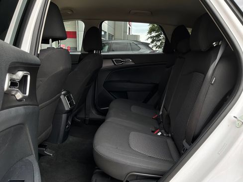 Used 2026 Kia Sportage LX FWD image 11