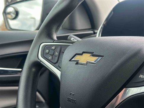 Used 2018 Chevrolet Equinox LS w/ LPO, Blackout Package image 29