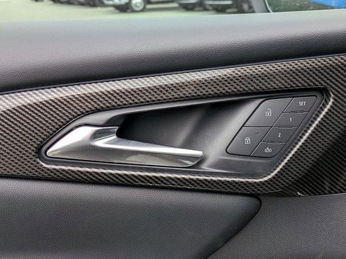 New 2026 Chevrolet Traverse High Country image 12