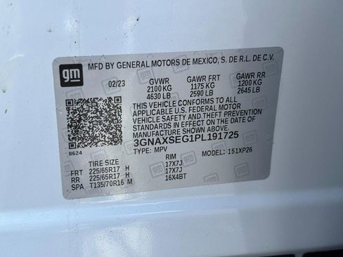Used 2023 Chevrolet Equinox LS image 25