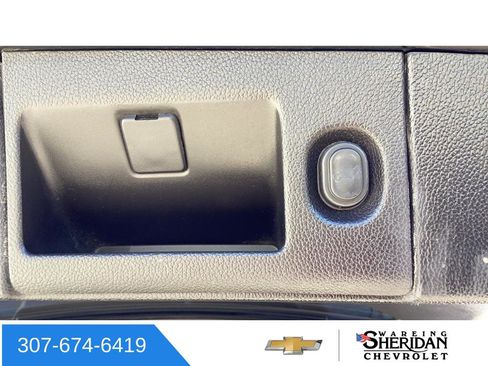 Used 2018 Chevrolet Suburban Premier AWD/4WD image 37