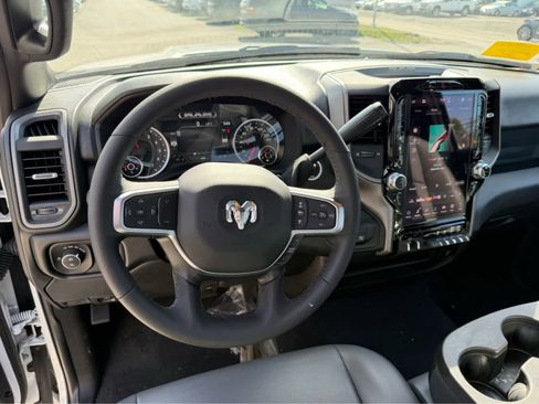 Used 2025 RAM 2500 Tradesman AWD/4WD image 11