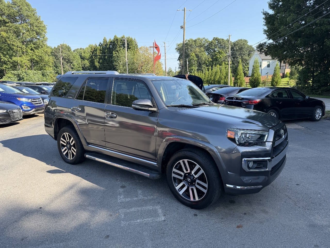 Used 2014 Toyota 4Runner Limited AWD/4WD image 2