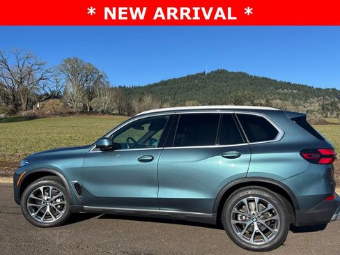Used 2025 BMW X5 xDrive40i w/ Premium Package AWD/4WD image 15