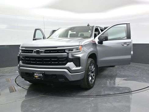 Used 2024 Chevrolet Silverado 1500 RST AWD/4WD image 2