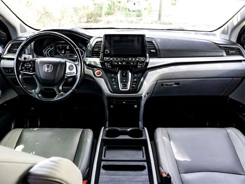 Used 2018 Honda Odyssey Touring image 29