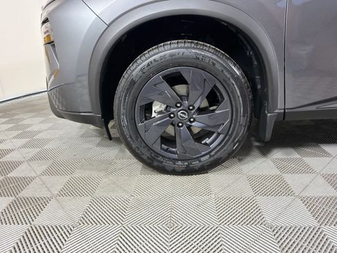 New 2026 Nissan Rogue SV FWD image 10
