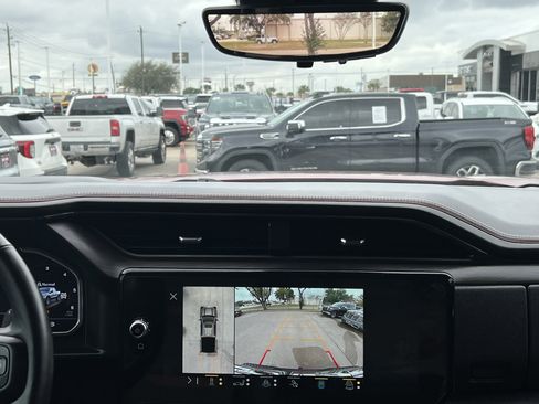 Used 2023 GMC Sierra 1500 AT4 w/ AT4 Premium Package image 21