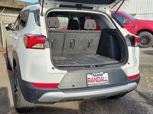 Used 2024 Chevrolet TrailBlazer LT w/ LT Cold Weather Package image 8