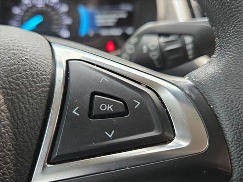 Used 2023 Ford Edge Titanium AWD/4WD image 21