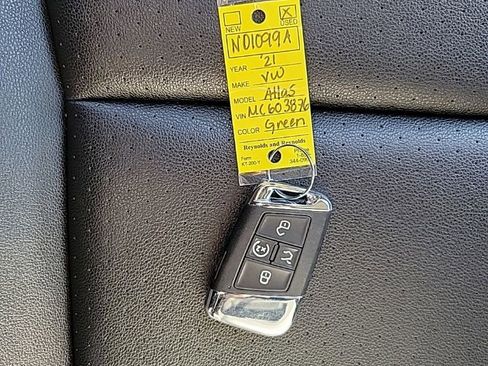 Certified 2021 Volkswagen Atlas SE w/ Panoramic Sunroof Package image 25