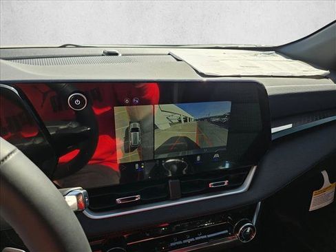 New 2026 Chevrolet Equinox LT w/ Safety and Technology Package FWD image 14