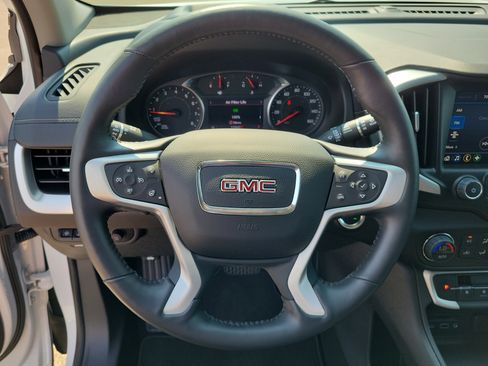 Used 2022 GMC Terrain SLT w/ Tech Package AWD/4WD image 22