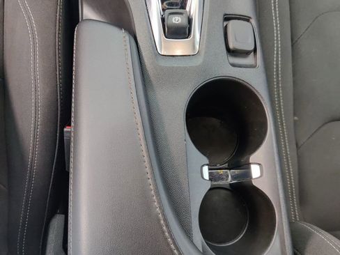 Used 2022 Chevrolet Camaro LT w/ Technology Package image 24