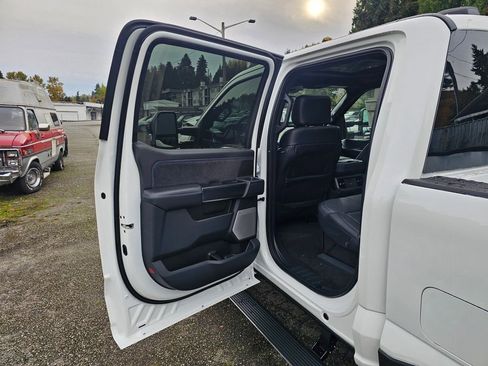 New 2026 Ford F250 Platinum AWD/4WD image 16