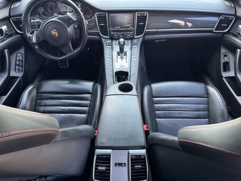 Used 2016 Porsche Panamera GTS image 20