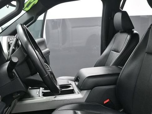 Used 2022 Ford F250 Lariat AWD/4WD image 18