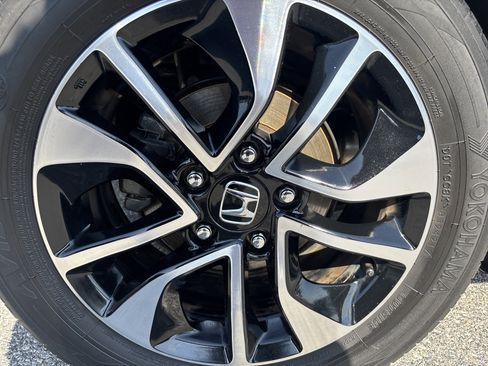 Used 2015 Honda Civic EX image 9