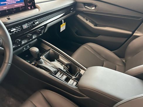 New 2026 Honda Accord EX-L image 11