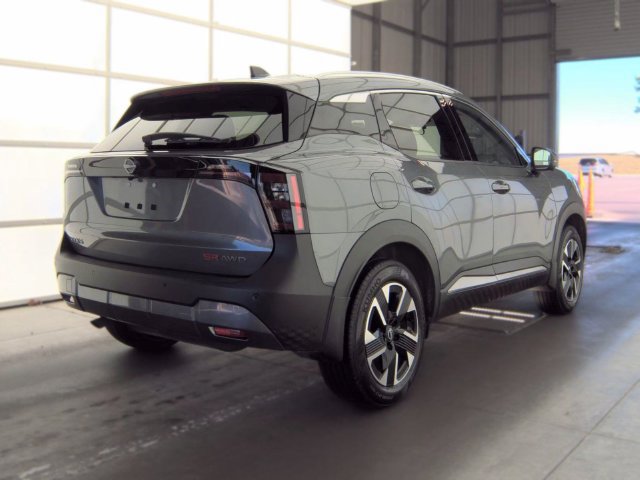 Used 2026 Nissan Kicks SR AWD/4WD image 10