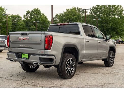 New 2026 GMC Sierra 1500 AT4 w/ AT4 Premium Package AWD/4WD image 8